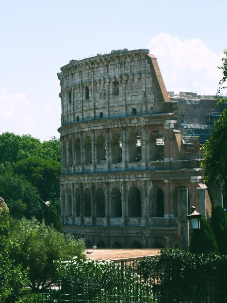 Πτήσεις προς Rome (ROM)